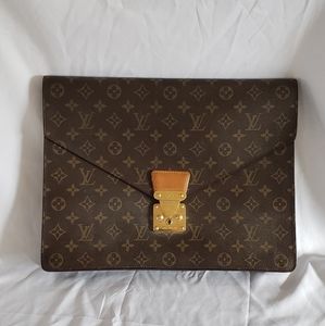 Louis Vuitton Porte Documents Clutch